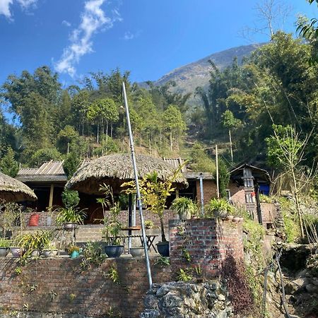 Sue Pa Family Trekking Homestay サパ エクステリア 写真